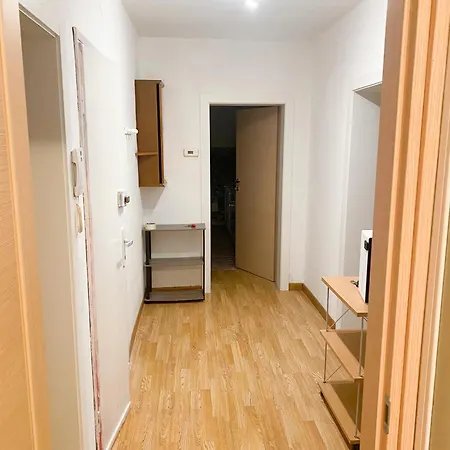 Casa *